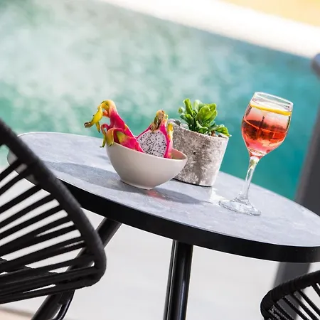 Alkyon 아파트 리메나스