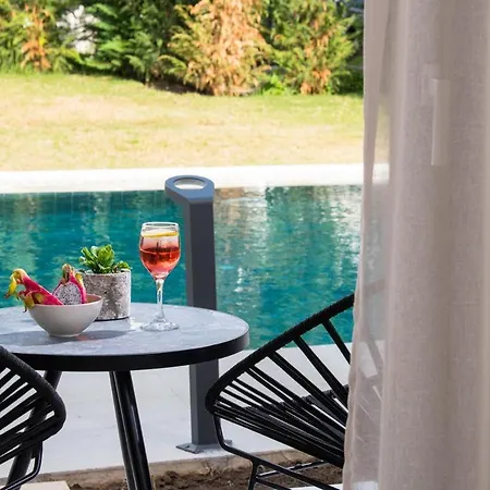 Alkyon 아파트 리메나스